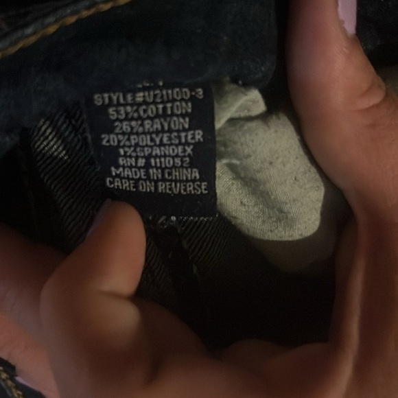 Size 7 jeans - Picture 3 of 3